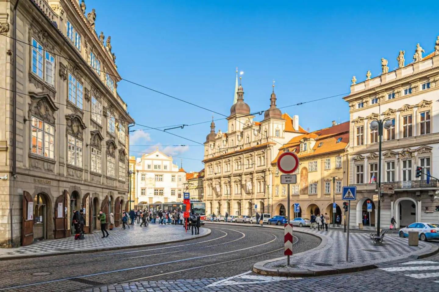 Apartamento Bright Studio Close To Charles Bridge And Prague Castle Exterior foto