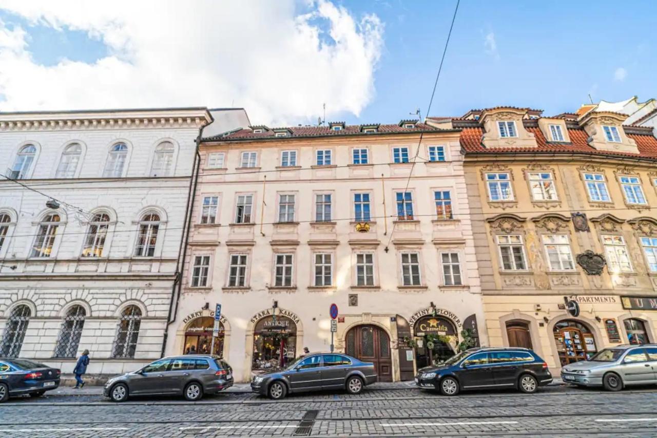 Apartamento Bright Studio Close To Charles Bridge And Prague Castle Exterior foto